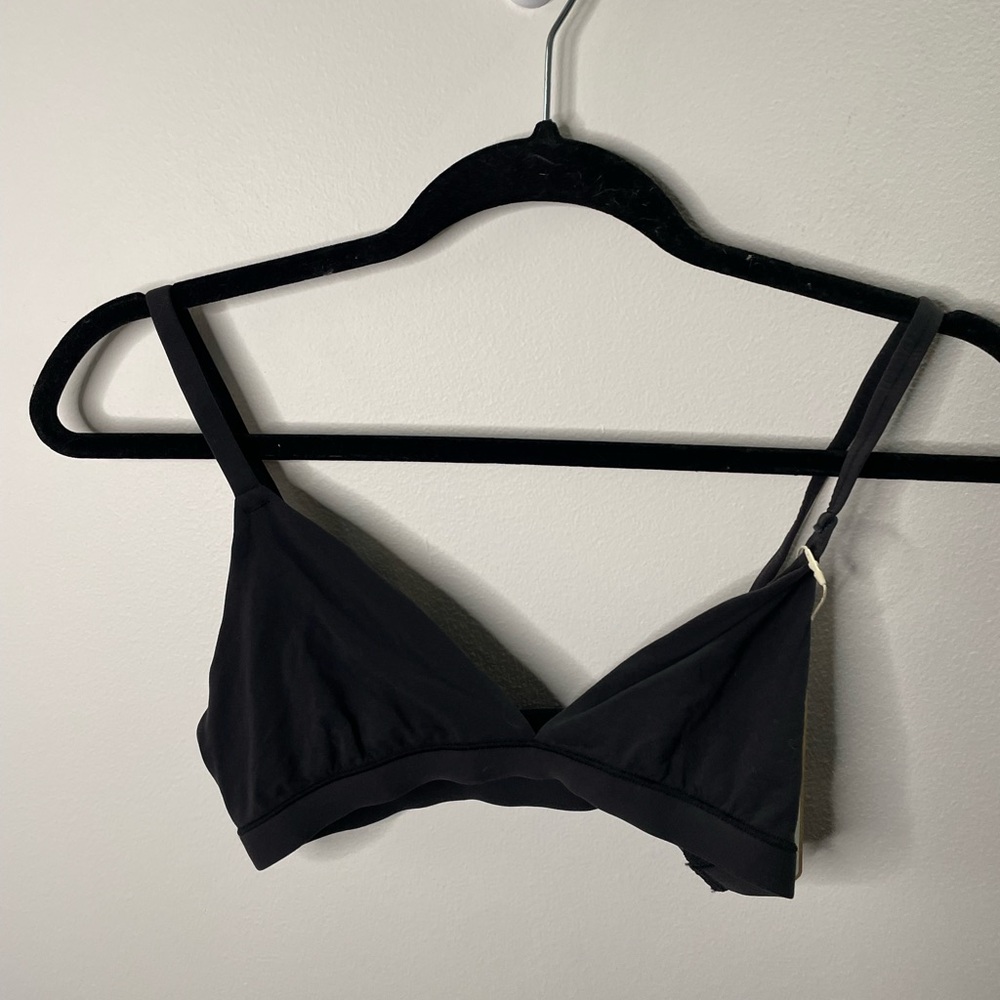 NWT Skims Onyx Black Fits Everybody Triangle Bralette Loungewear